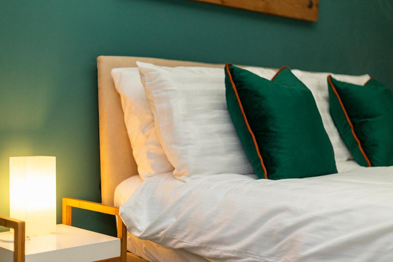 Stylish & Cosy Margate Escape With Hot Tub And Log Burner Dogs Welcome Екстериор снимка