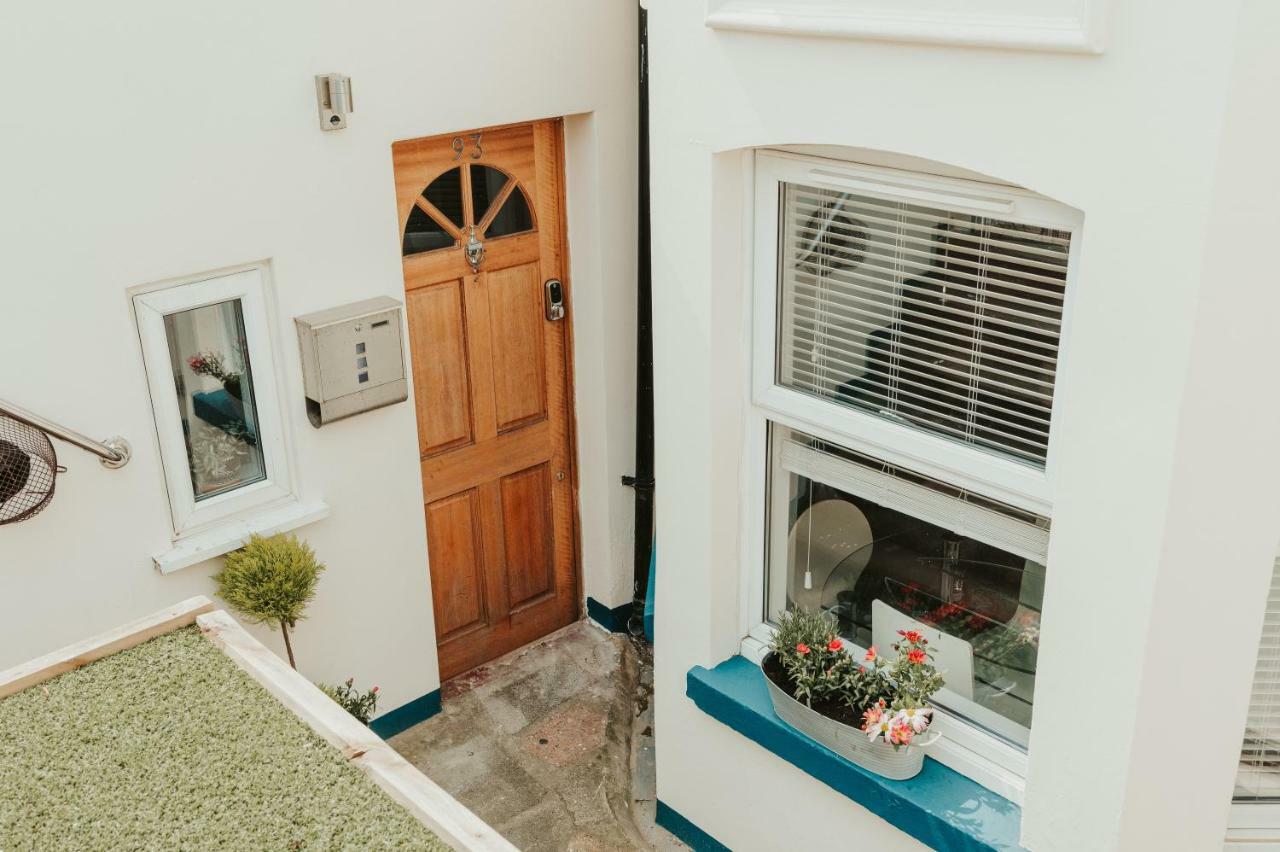 Stylish & Cosy Margate Escape With Hot Tub And Log Burner Dogs Welcome Екстериор снимка